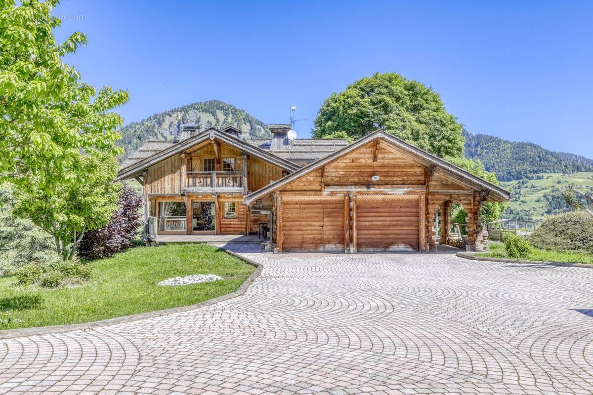 Maison à PRAZ-SUR-ARLY