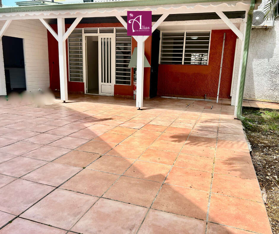 Commerce à LE GOSIER