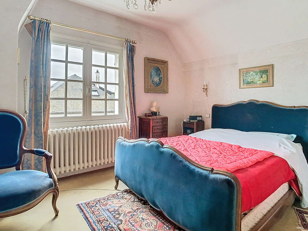 Maison à LA HAYE-DU-PUITS