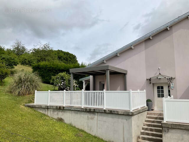 Maison à CONTREXEVILLE