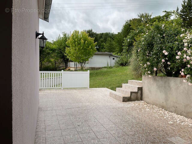 Maison à CONTREXEVILLE