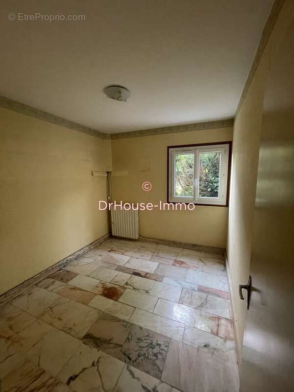 Maison à VILLIERS-SUR-ORGE