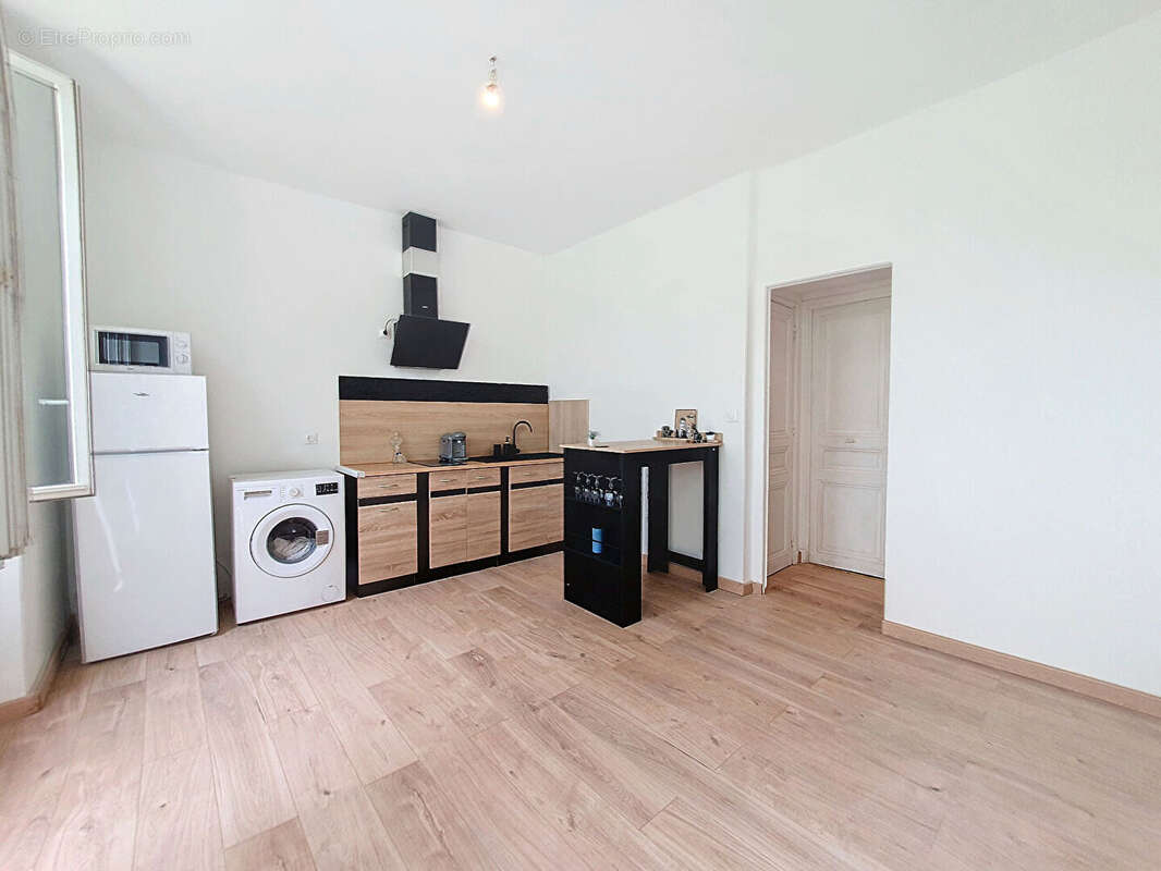 Appartement à MARSEILLE-15E