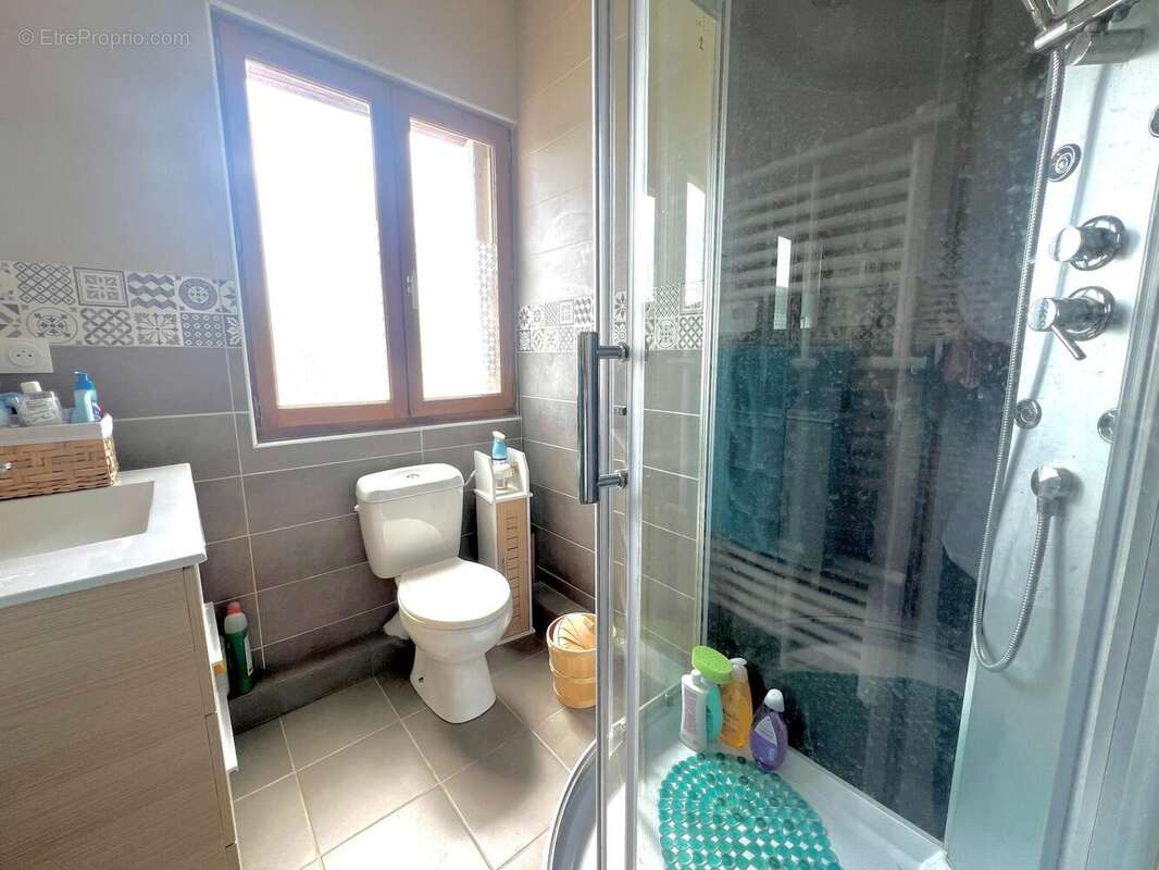 Photo 8 - Maison à IZON