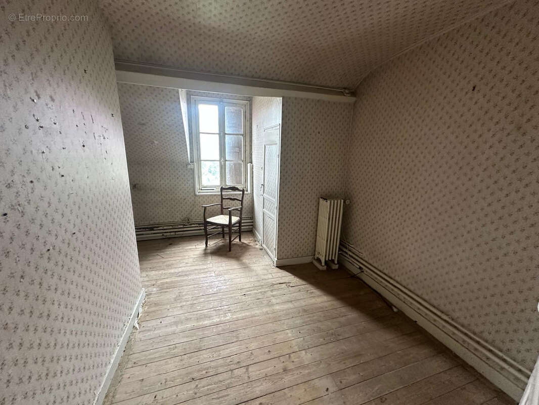 Maison à SAINT-PARRES-LES-VAUDES