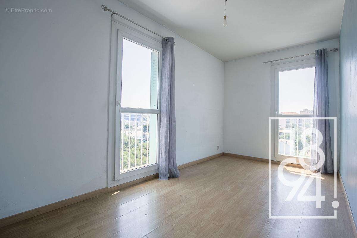 Appartement à MARSEILLE-13E