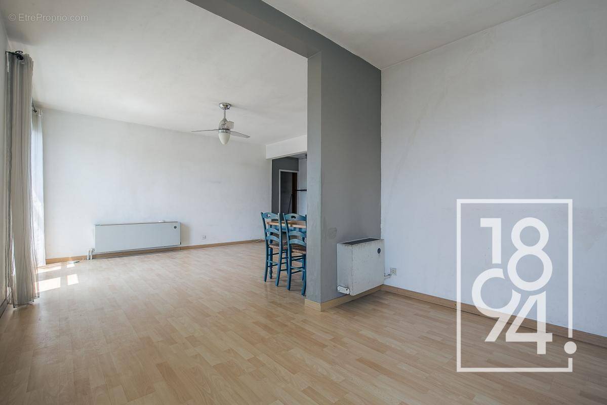 Appartement à MARSEILLE-13E