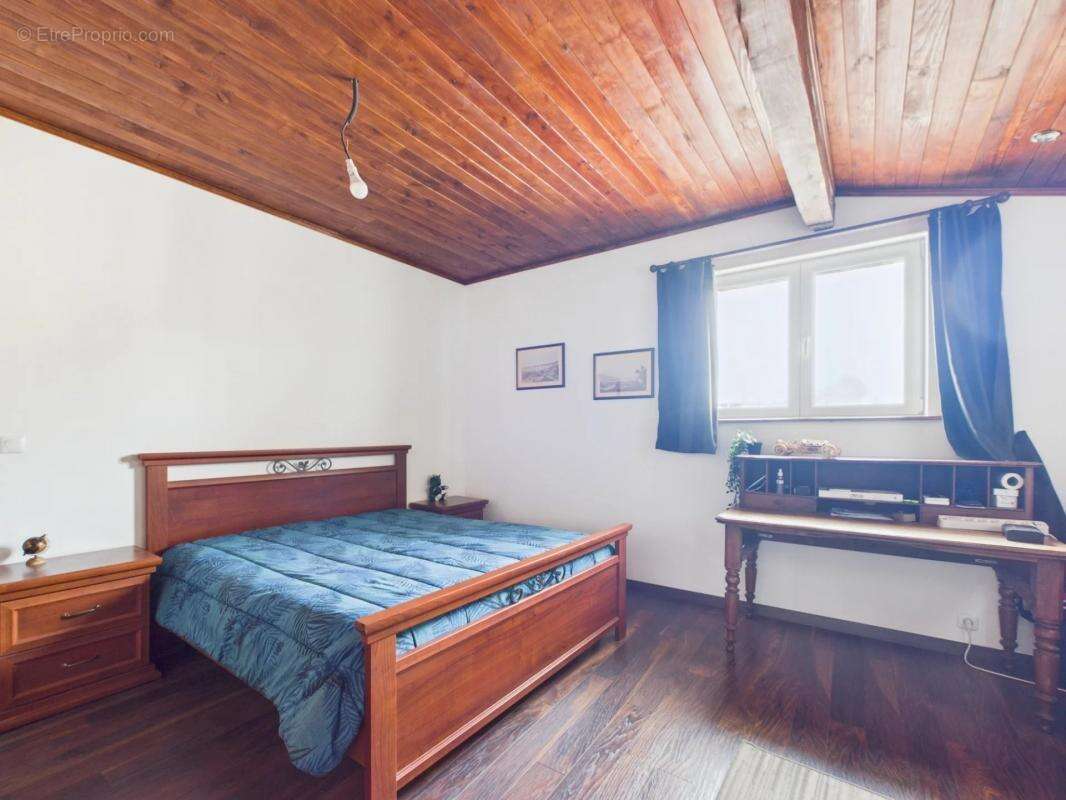 Maison à SAINT-GEORGES-D&#039;ESPERANCHE