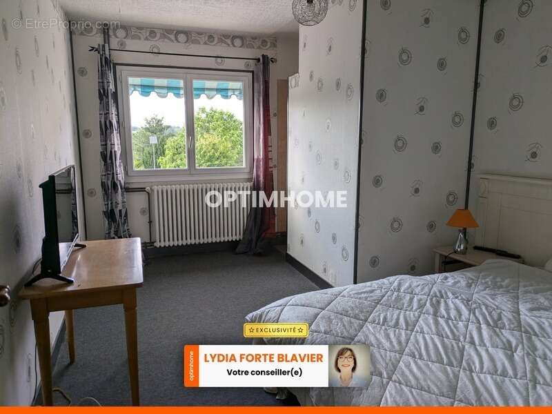 Appartement à CHATEAUNEUF-LA-FORET