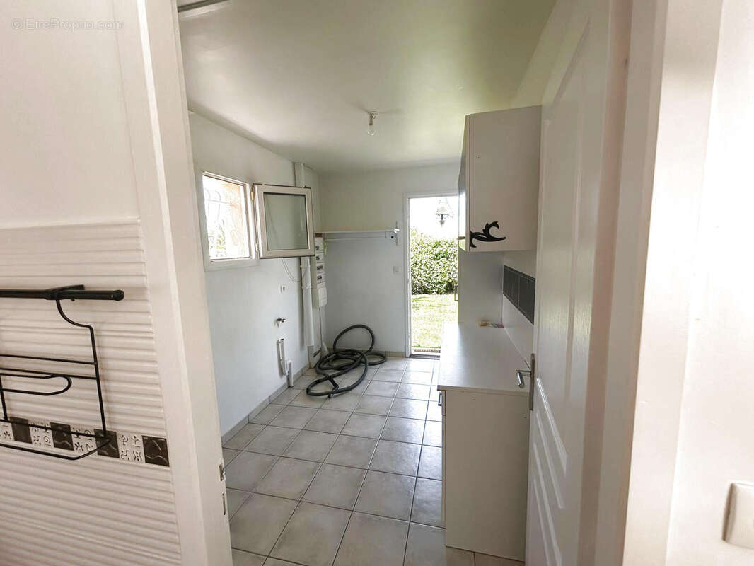 Maison à LA TOUR-DU-CRIEU