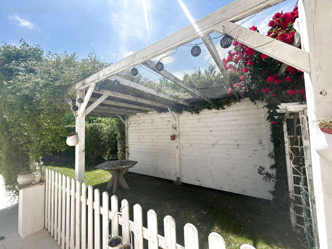 Maison à LA TOUR-DU-CRIEU