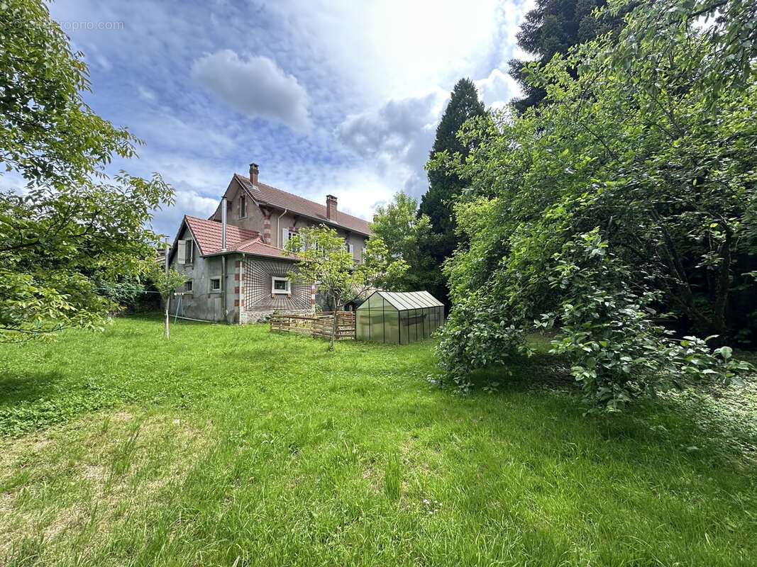 Maison à NEUFMAISONS