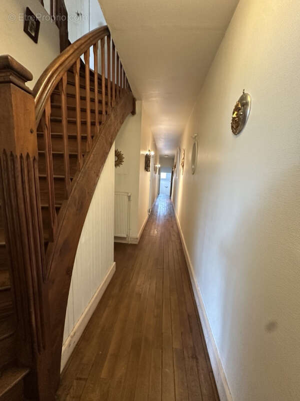 Maison à NEUFMAISONS