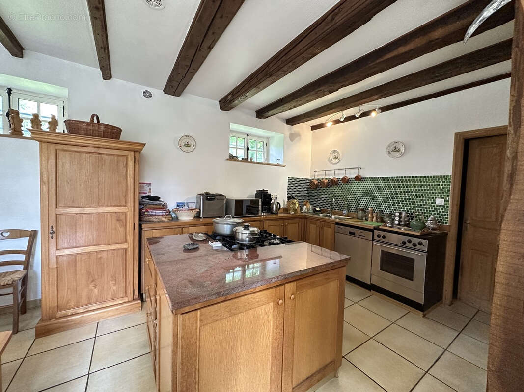 Maison à NEUFMAISONS