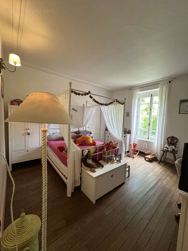 Maison à NEUFMAISONS