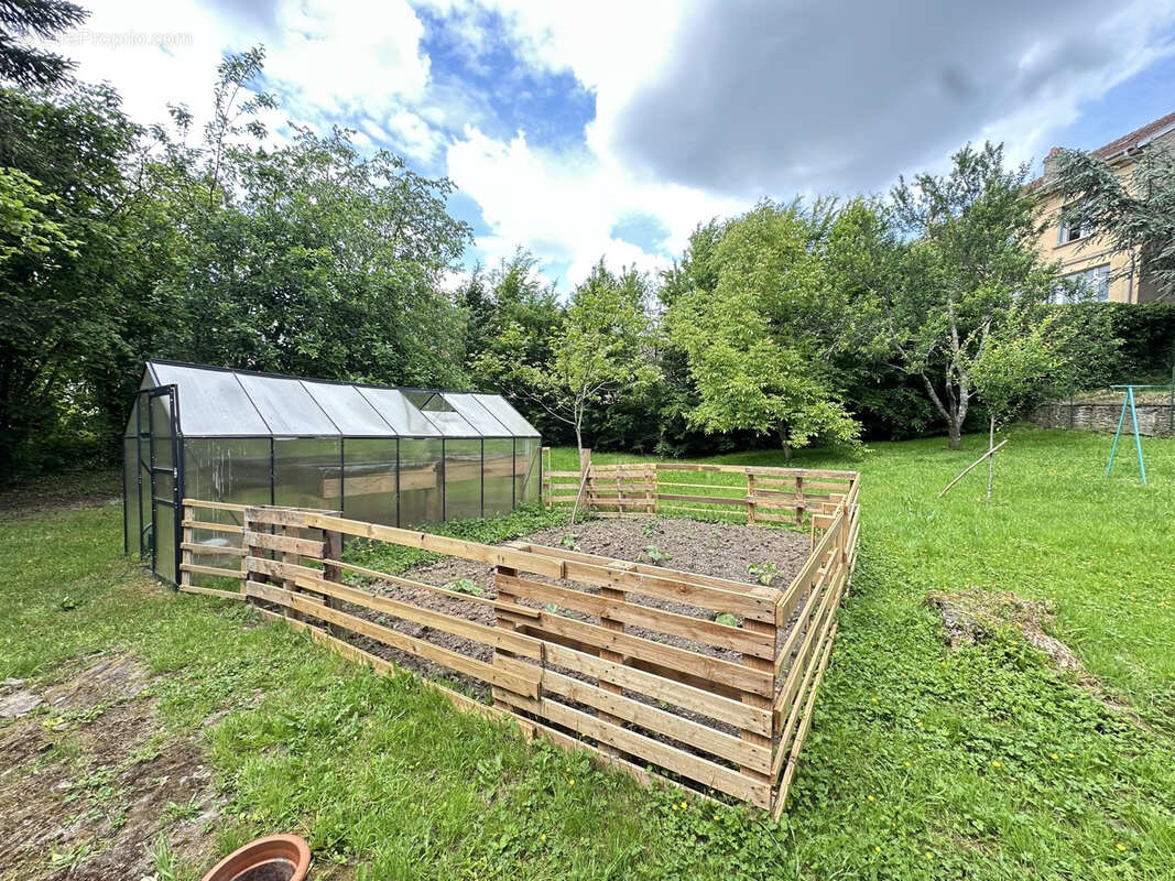 Maison à NEUFMAISONS