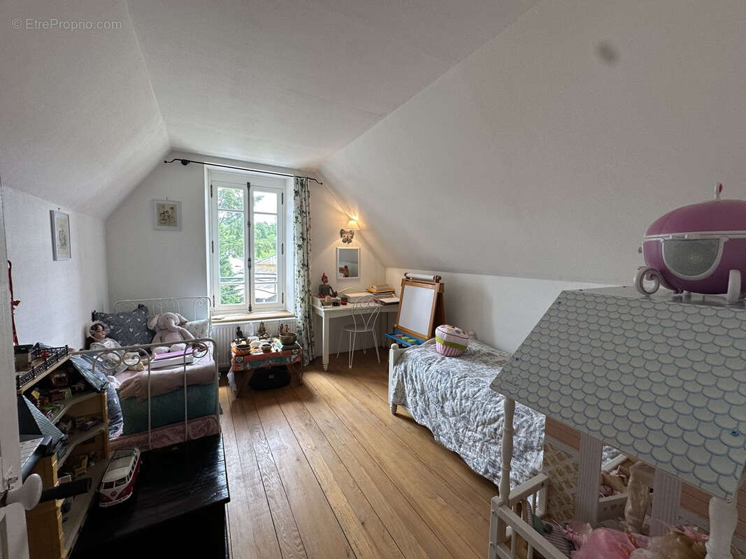 Maison à NEUFMAISONS