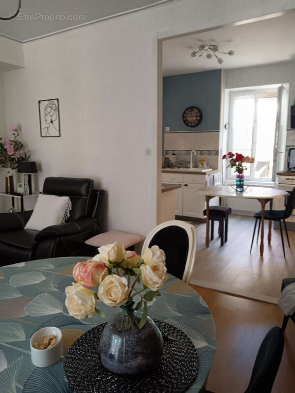 Maison à CEAUX-EN-COUHE