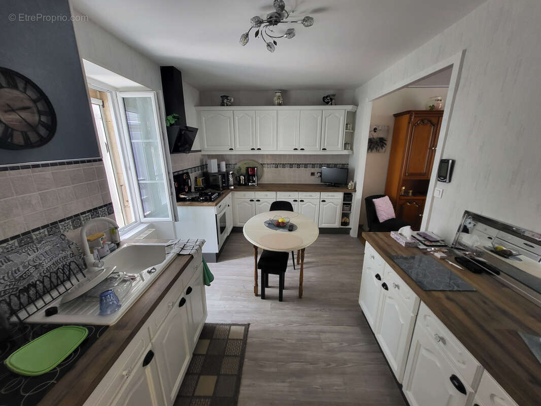 Maison à CEAUX-EN-COUHE