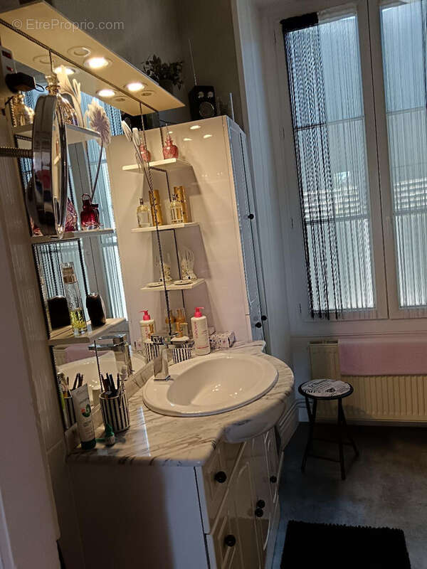 Maison à CEAUX-EN-COUHE