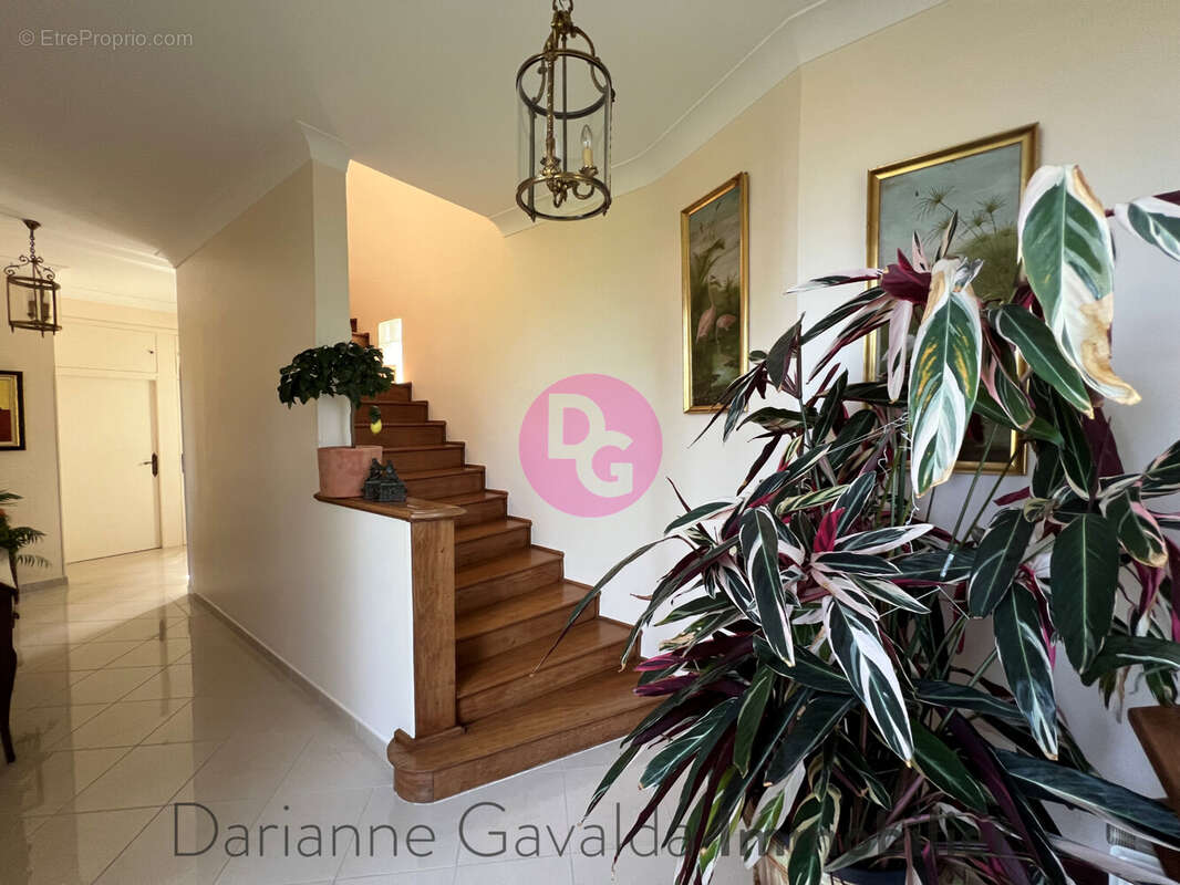 Maison à DECAZEVILLE