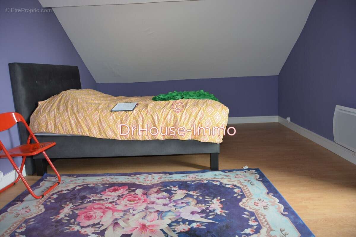 Maison à COUSSAC-BONNEVAL