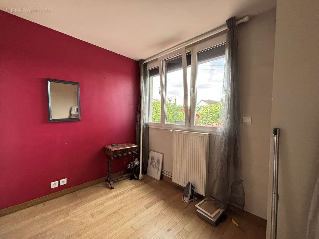 Maison à SARTROUVILLE