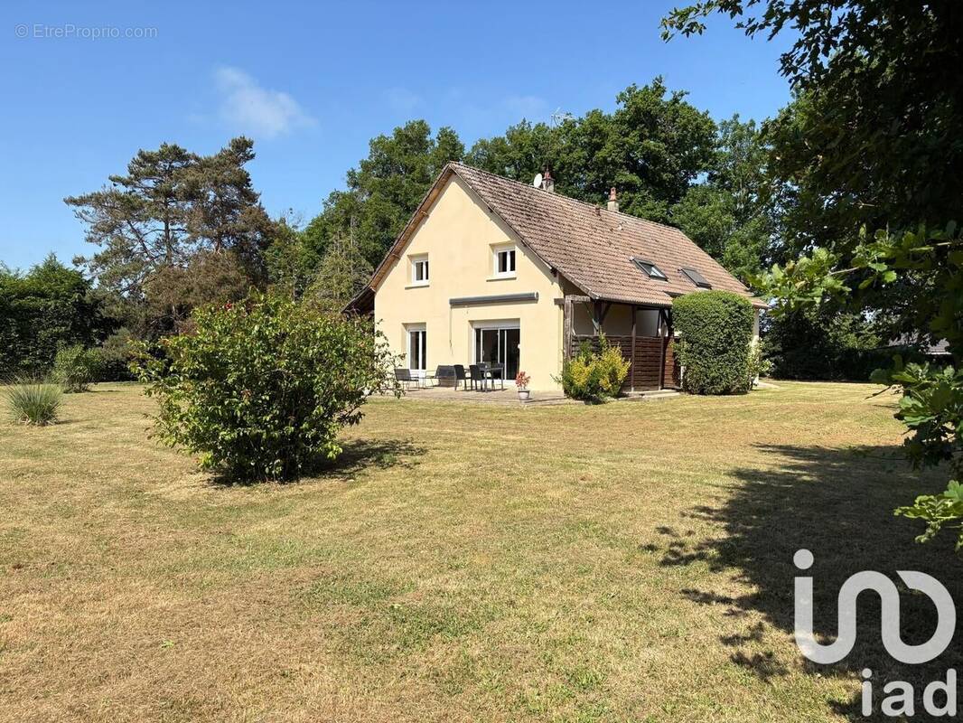 Photo 1 - Maison à MENETOU-COUTURE