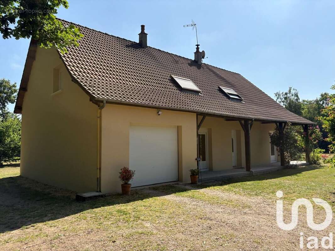 Photo 2 - Maison à MENETOU-COUTURE