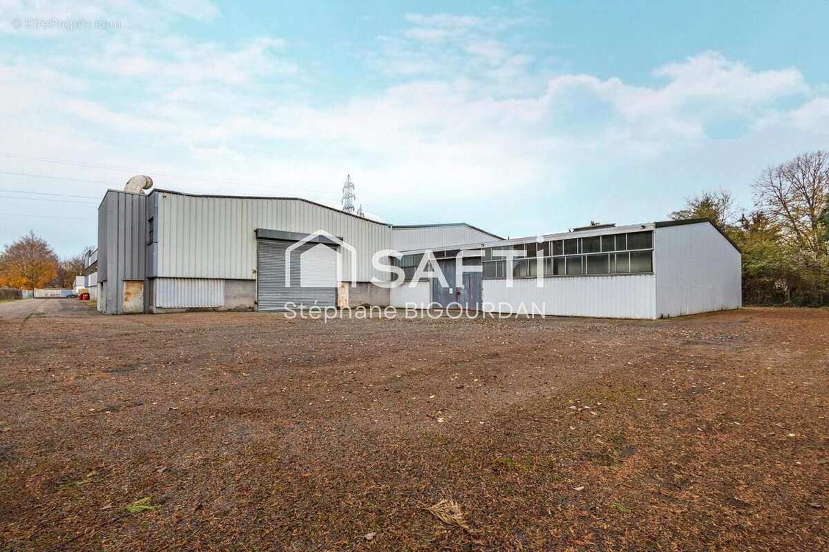 Photo 2 - Commerce à EXINCOURT