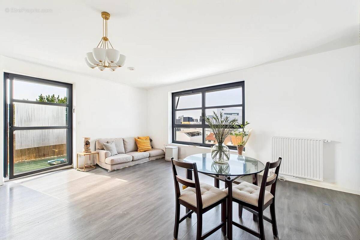 Photo 1 - Appartement à BORDEAUX