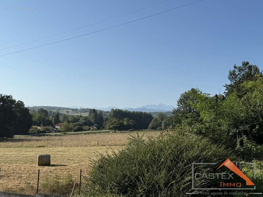 Terrain à SALIES-DU-SALAT