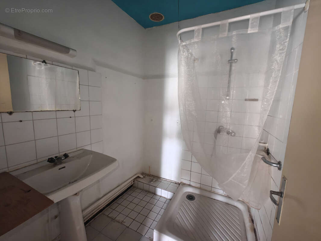 Maison à BELVEZE-DU-RAZES