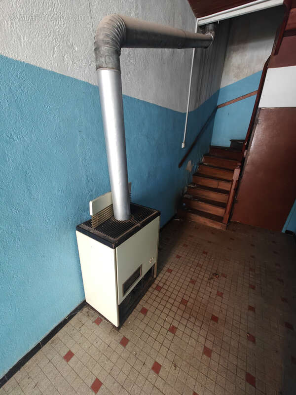 Maison à BELVEZE-DU-RAZES