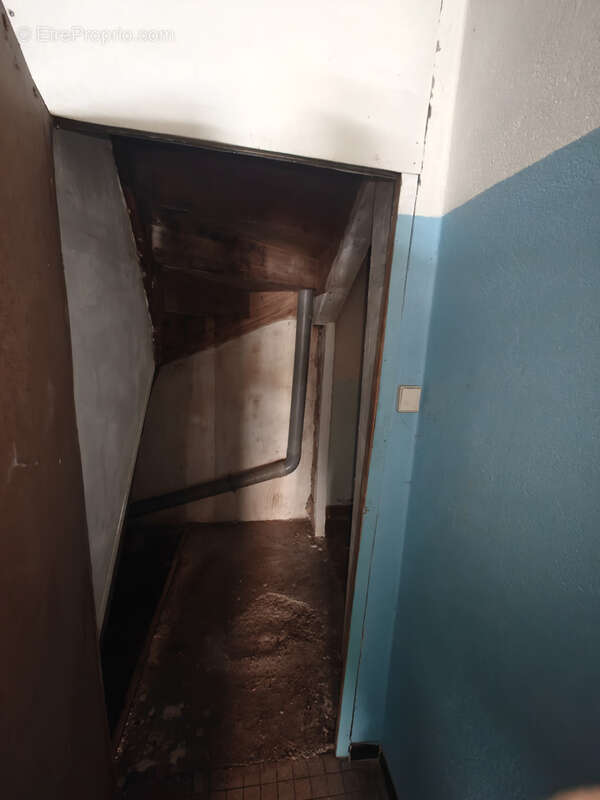 Maison à BELVEZE-DU-RAZES