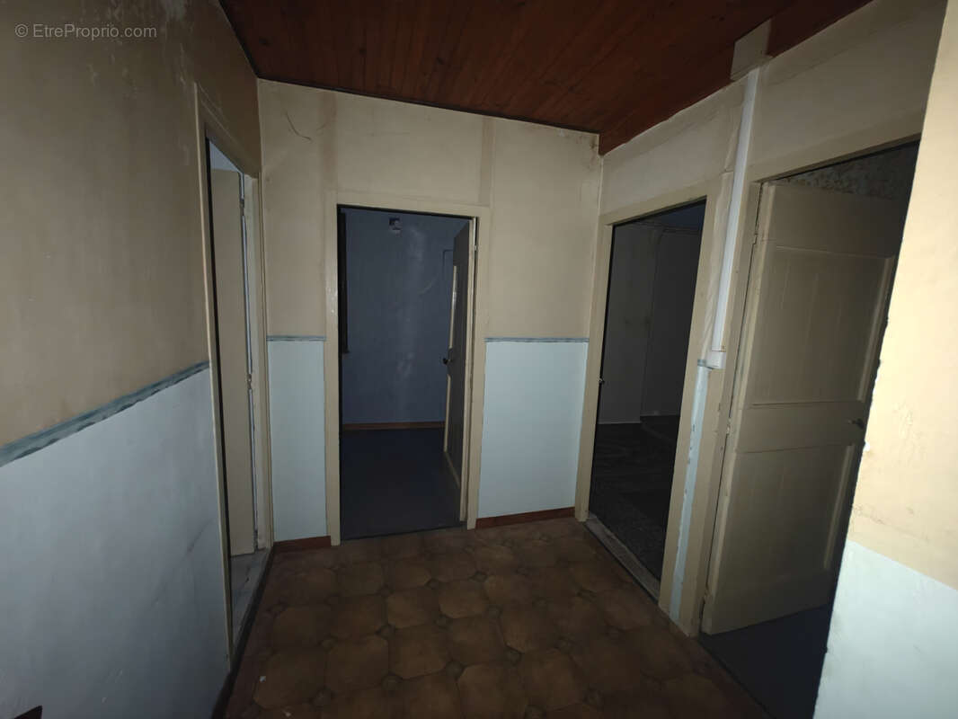 Maison à BELVEZE-DU-RAZES