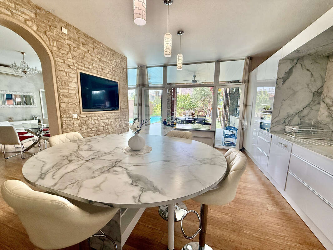 Maison à MARSEILLE-4E