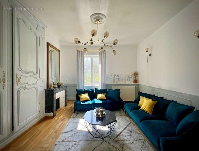 Maison à LAROQUE-TIMBAUT