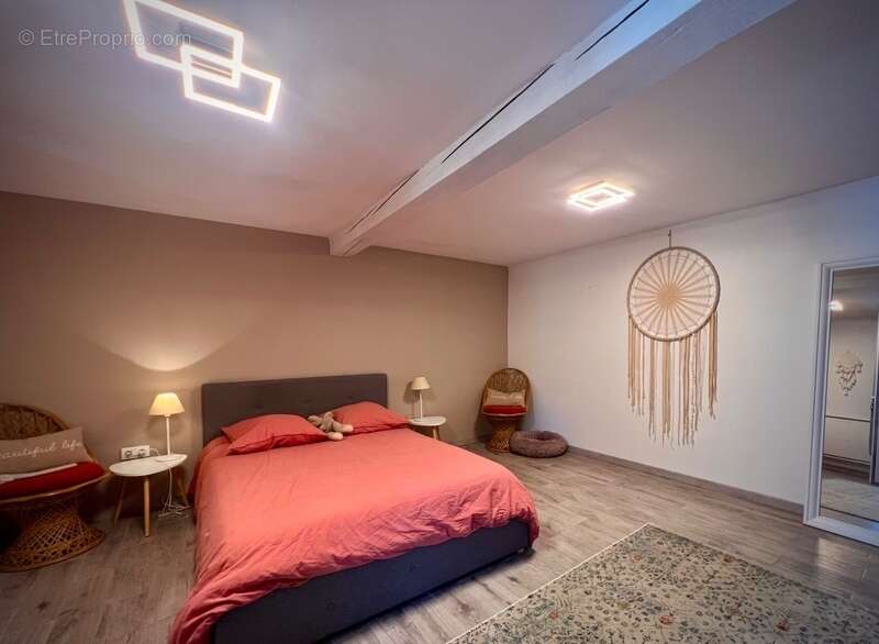 Maison à LAROQUE-TIMBAUT