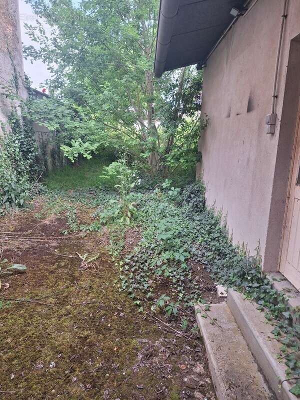 Maison à BESSE-SUR-BRAYE