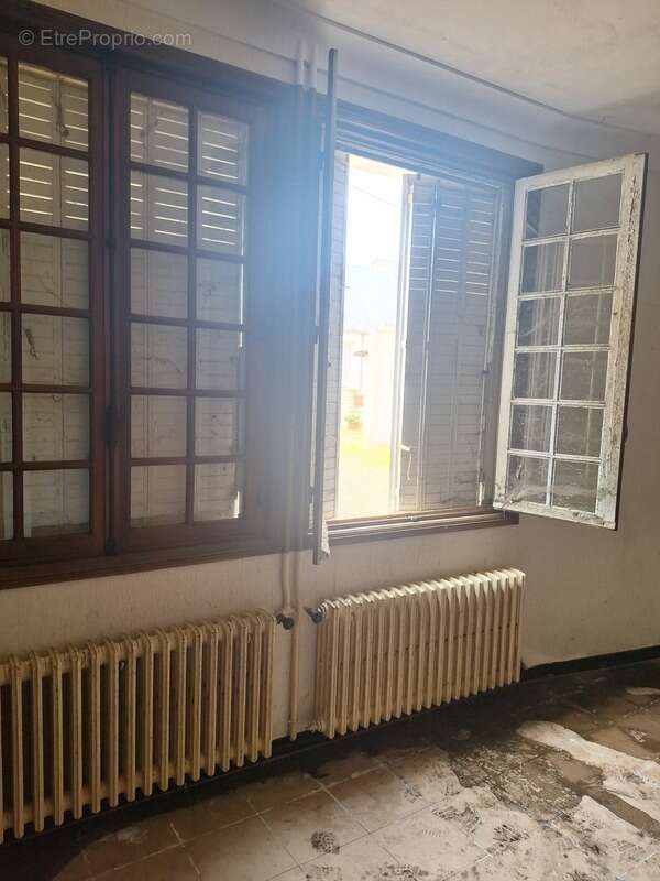 Maison à BESSE-SUR-BRAYE