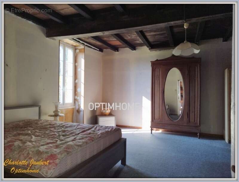 Maison à BLANZAC-PORCHERESSE