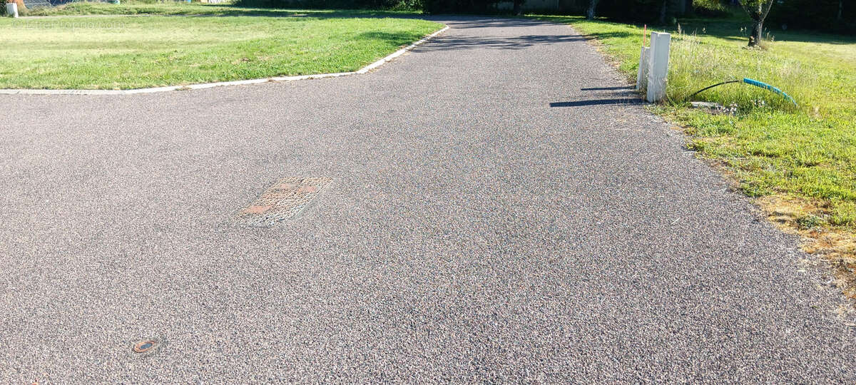 Terrain à MALBOUHANS