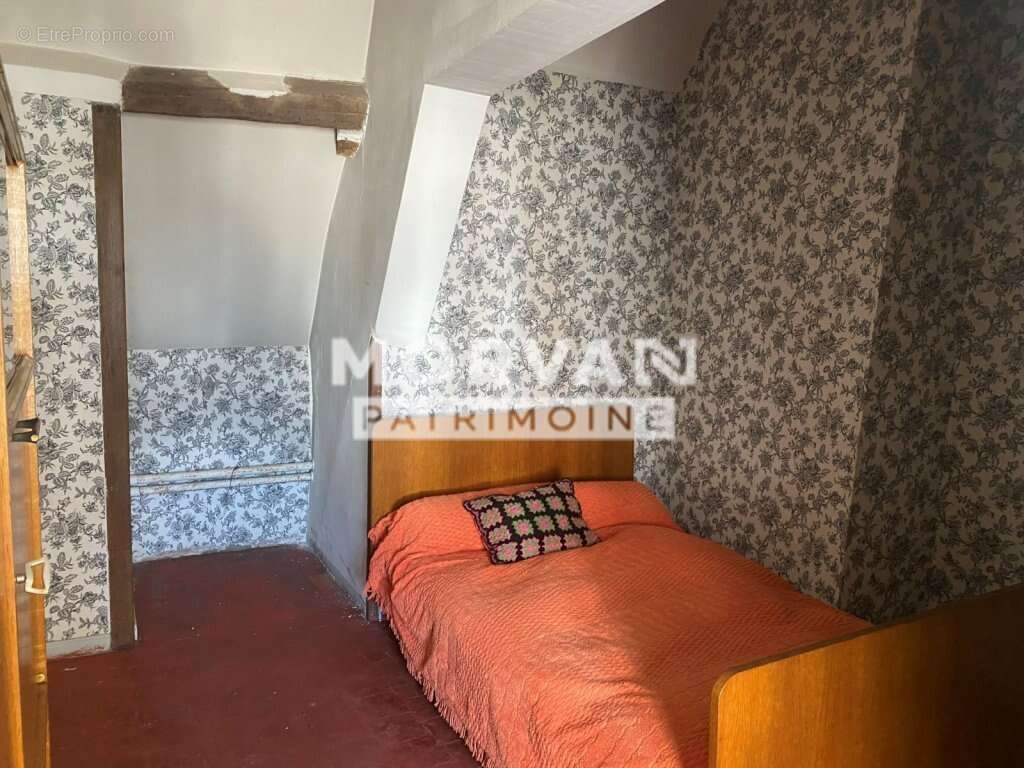 Maison à CHATILLON-EN-BAZOIS