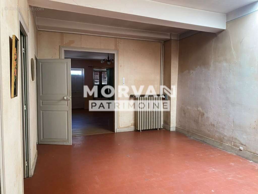 Maison à CHATILLON-EN-BAZOIS