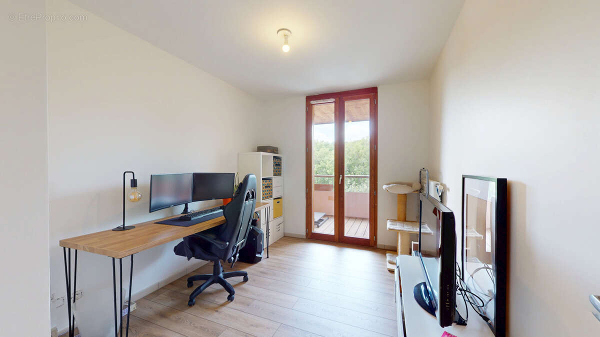 Appartement à CORNEBARRIEU