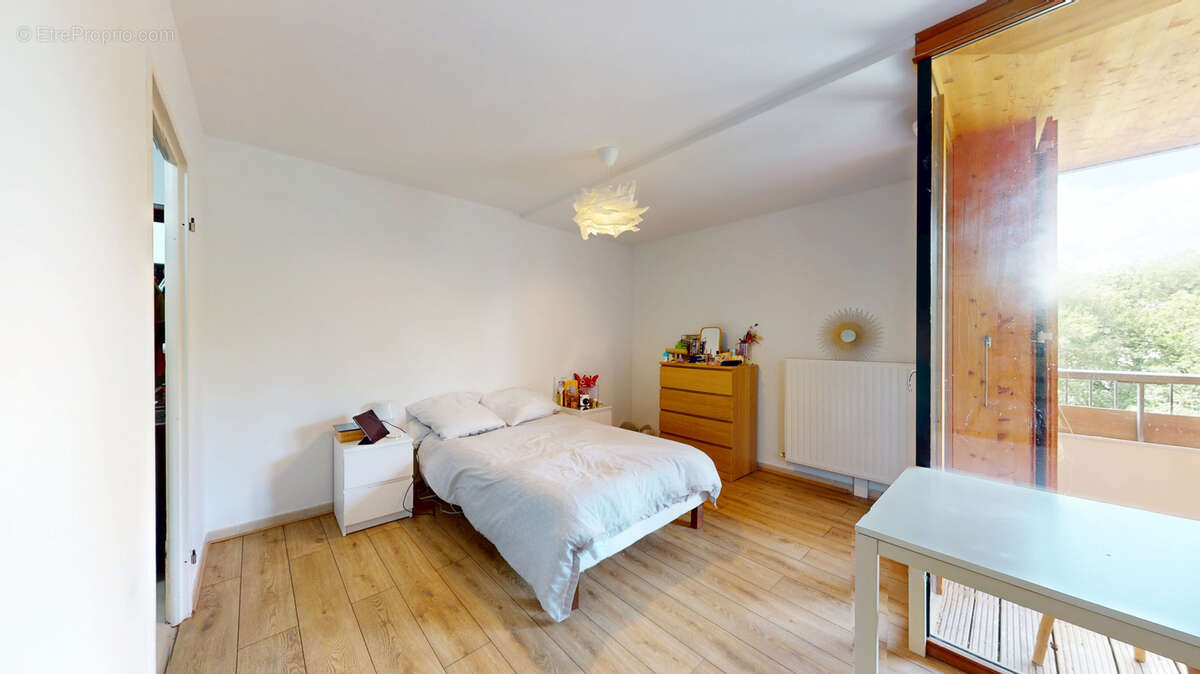 Appartement à CORNEBARRIEU