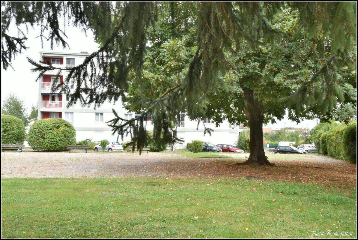 Appartement à BILLERE