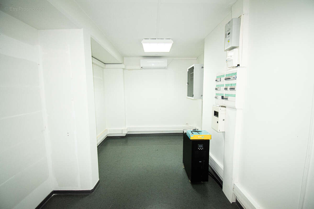 Commerce à SAINT-DENIS