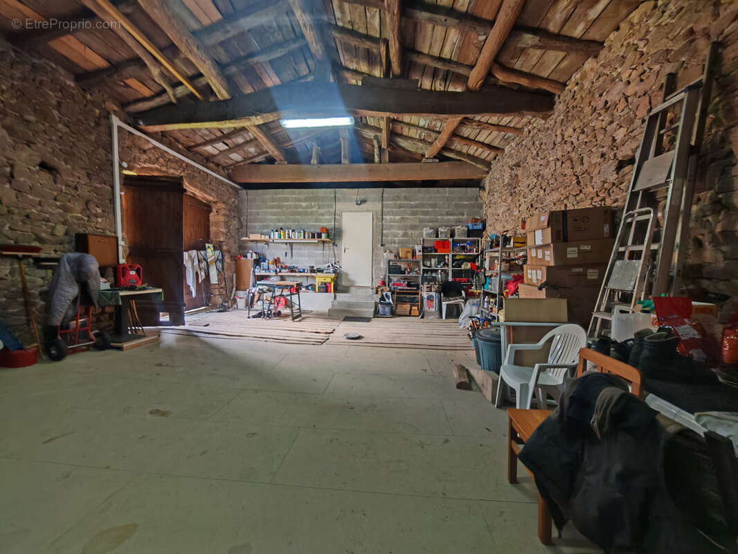 Maison à SAINT-ROMAIN-DE-LERPS